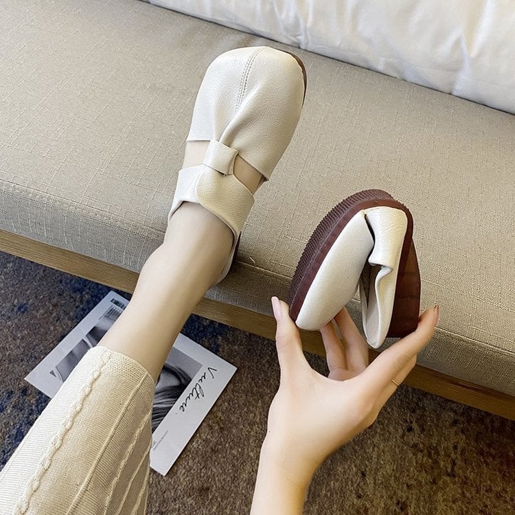 🎊2025 Neujahr Heißer Verkauf👣Flache Pantoletten im Ausgeschnittenes Design