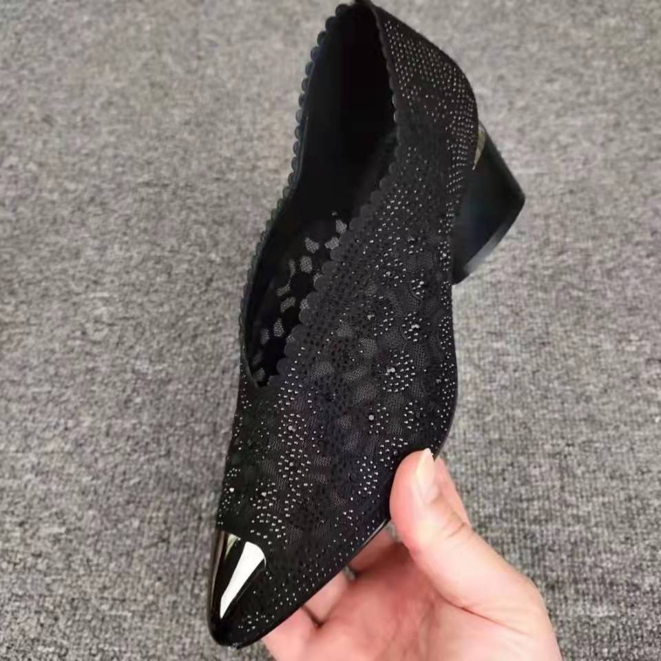 đĄSlipper aus Mesh mit Kristallen und dickem Absatz