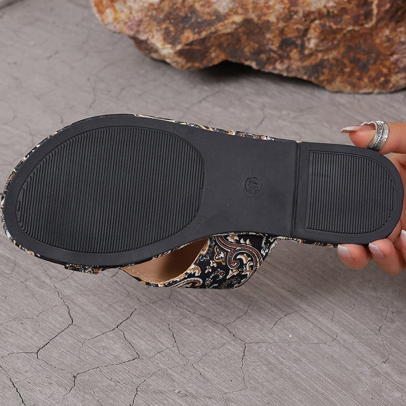 ⏳Begrenzte Zeit 50% Rabatt💥Leichte orthopädische flache Sandalen für Damen🩴🎨Vintage und Moderne kombiniert
