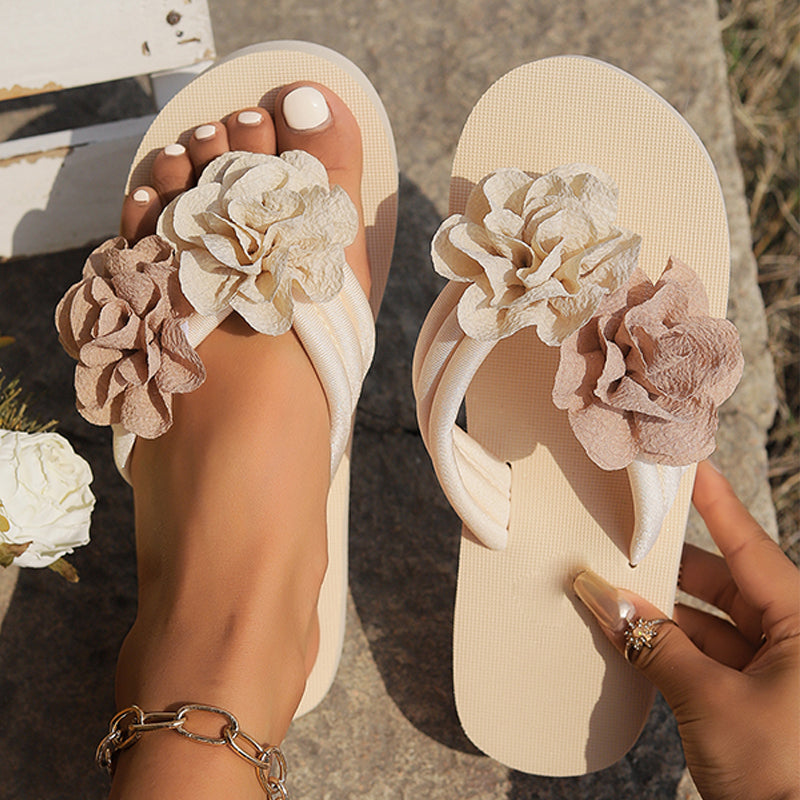 Rutschfeste Strandsandalen für Damen mit floralen Details