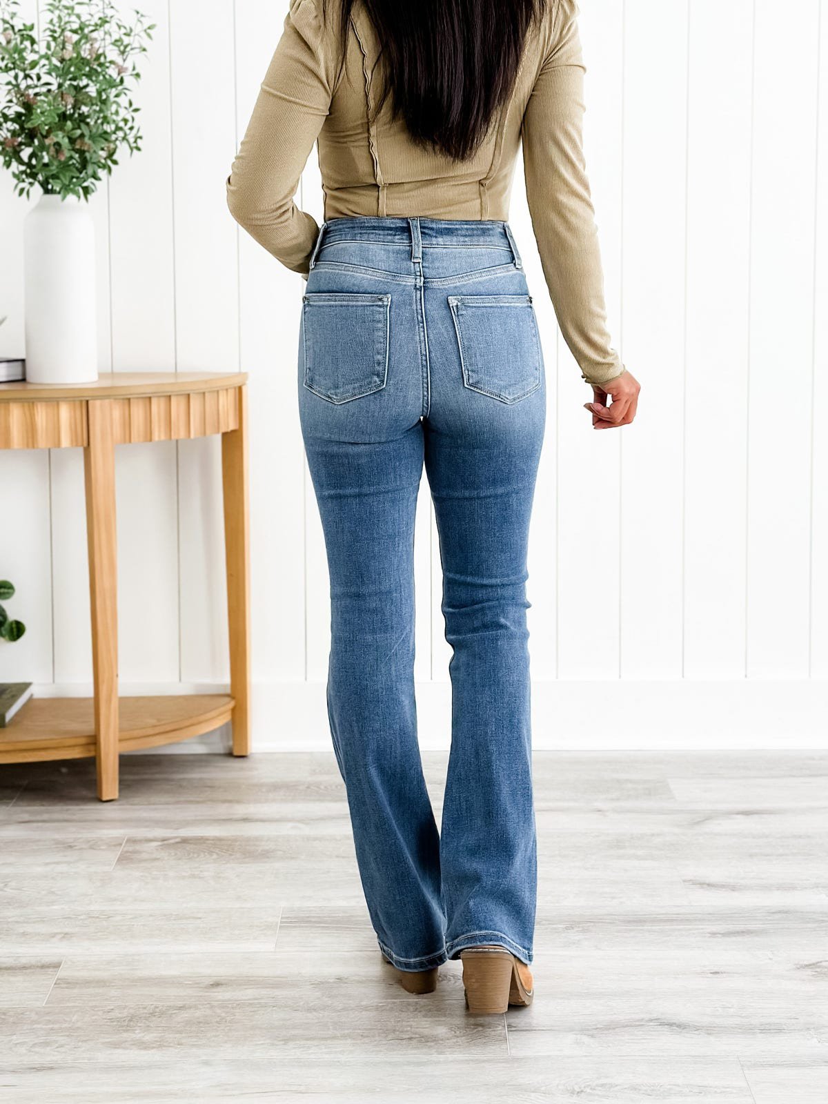 🔥Sommer-Sale: 50% RABATT❤️👖Holy Grail Bootcut-Jeans zur Bauchkontrolle