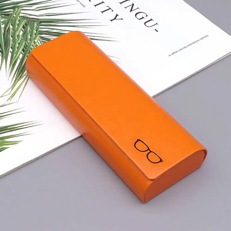 Minimalistisches Brillenetui aus Hartleder (🎁inkl. 3 gratis Brillenputztüchern)