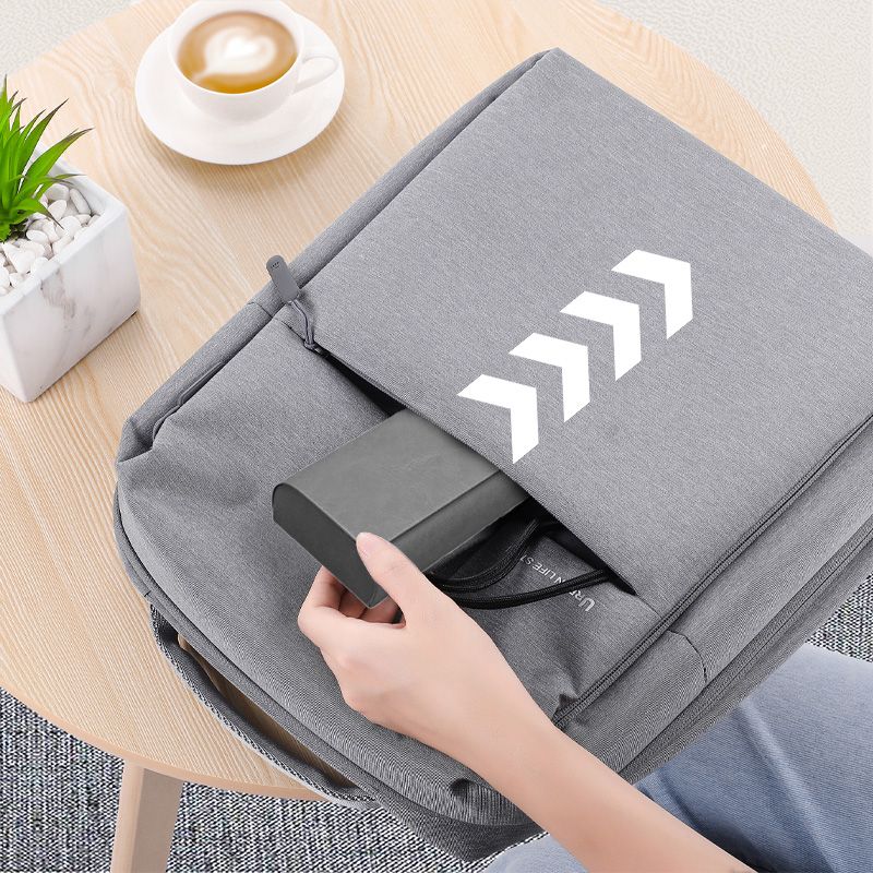Minimalistisches Brillenetui aus Hartleder (🎁inkl. 3 gratis Brillenputztüchern)