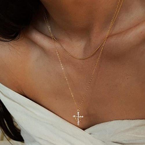Kette mit Krone und Kreuzanhänger