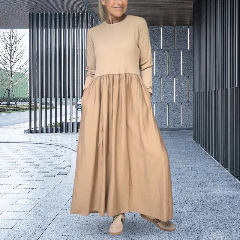 Fließendes Midikleid aus Strick mit vollen Ärmeln
