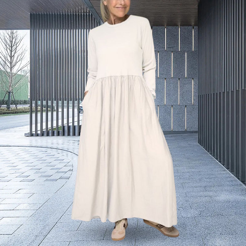 Fließendes Midikleid aus Strick mit vollen Ärmeln