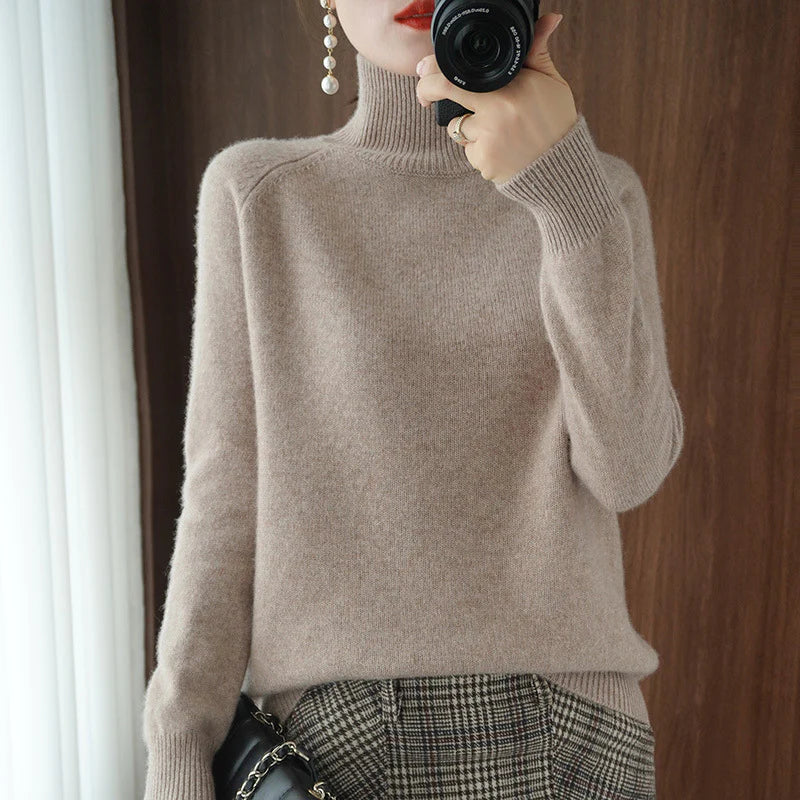 Einfarbiger Kaschmir-Strickpullover mit Rollkragen