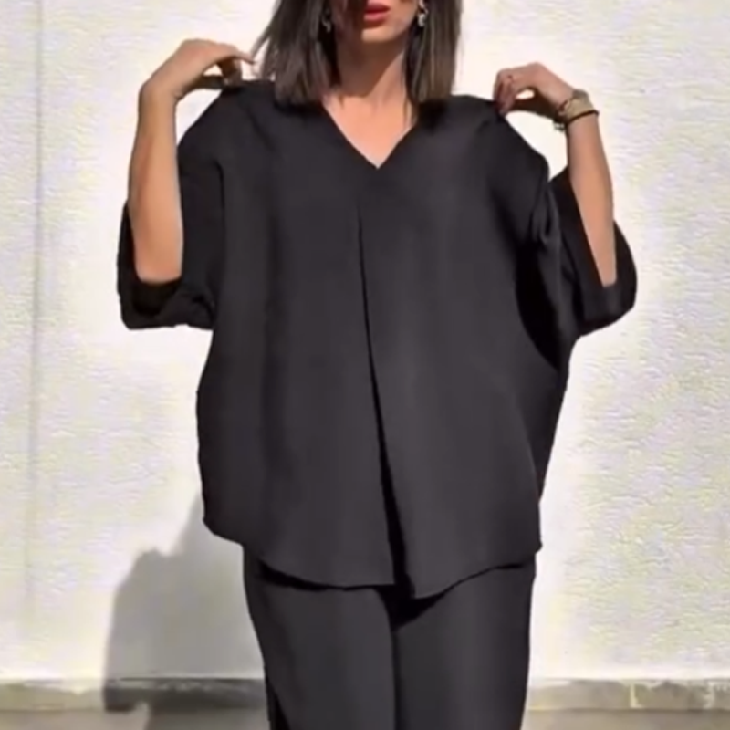 Lässiges, locker sitzendes Zweiteiler-Set aus Oberteil und Hose mit V-Ausschnitt für Damen