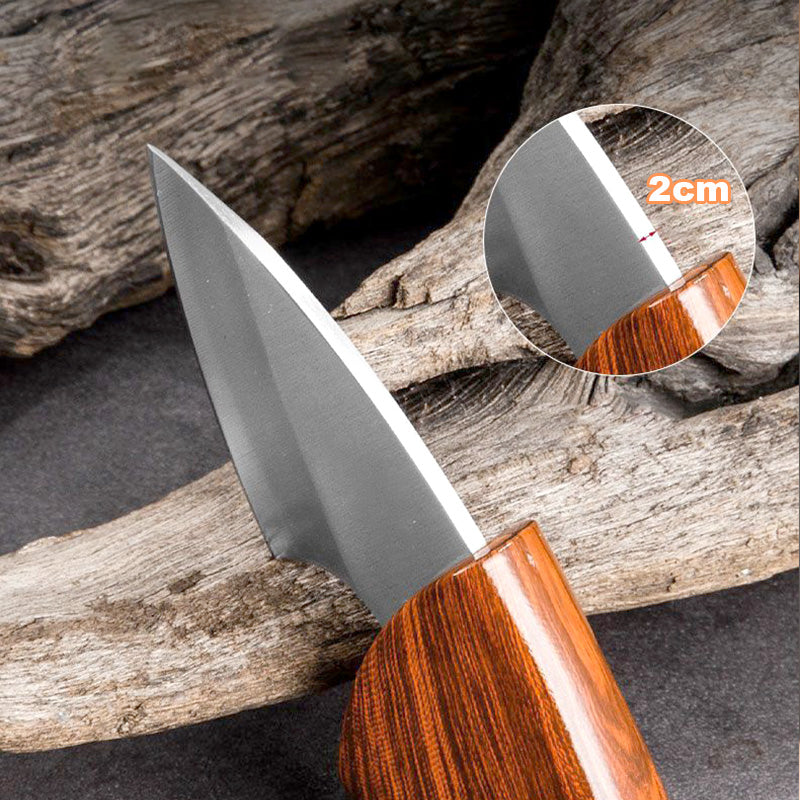 Teilgeformtes kleines Messer aus Massivholz