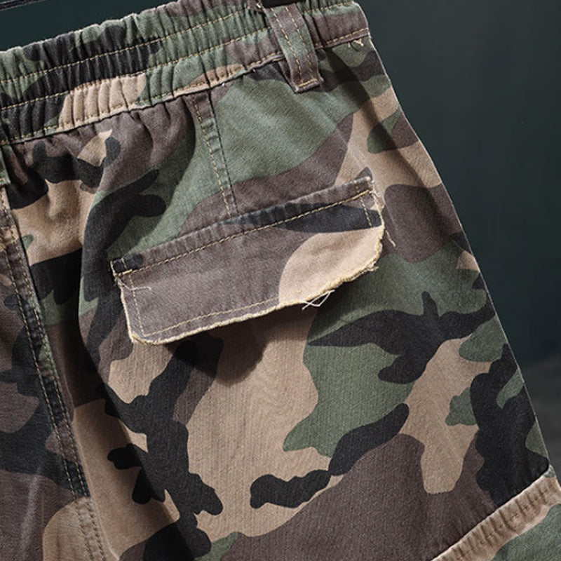 🎉 Vintage Camo Shorts mit Nieten – Elastischer Bund & praktische Taschen!