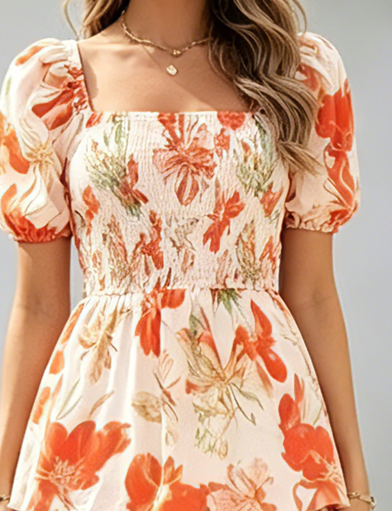 🔥Letzter Tag des Schlussverkaufs – 53 % Rabatt🔥Damen-Maxikleid aus Chiffon mit Blumenmuster und Stufenschnitt – kurze Ärmel, quadratischer Ausschnitt
