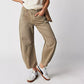 Damen Retro-Jeans mit mittlerem Bund und geschwungenen Weitbeinen