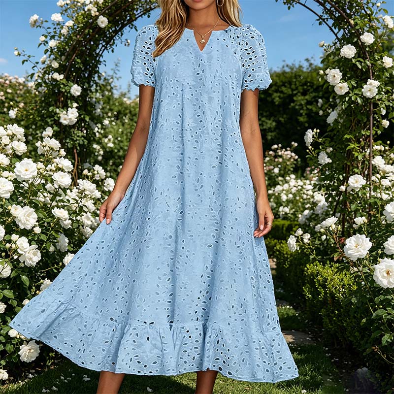 Weisses Sommerkleid mit Lochstickerei & V-Ausschnitt – Luftiges Damenkleid für Gartenpartys & Hochzeiten