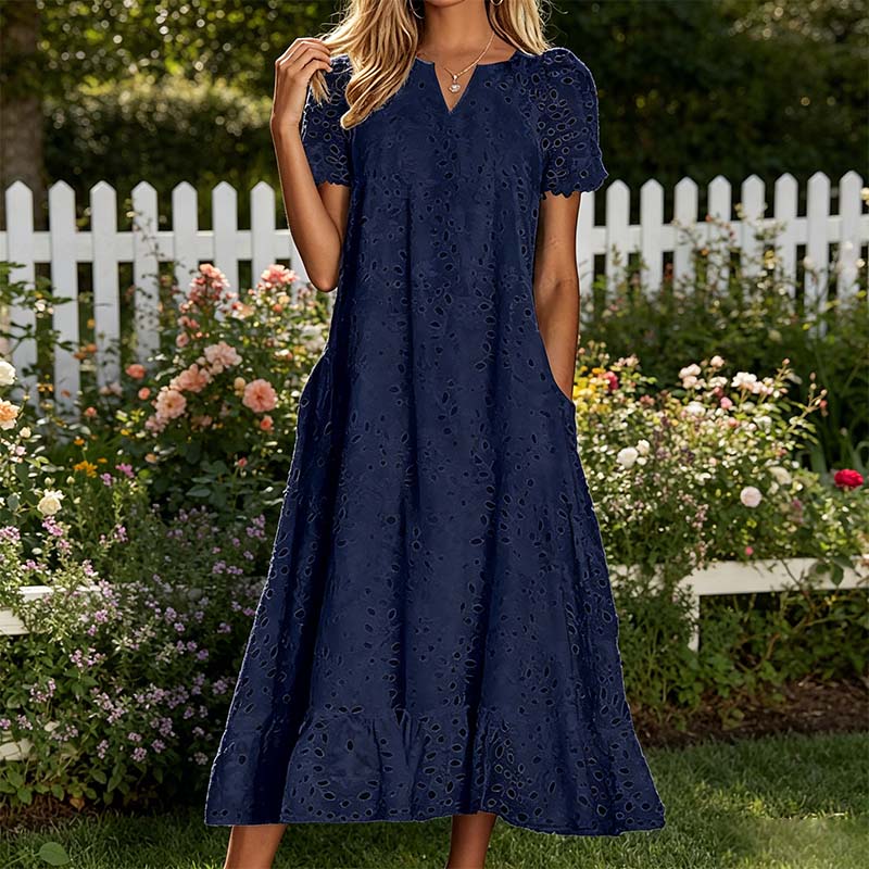 Weisses Sommerkleid mit Lochstickerei & V-Ausschnitt – Luftiges Damenkleid für Gartenpartys & Hochzeiten