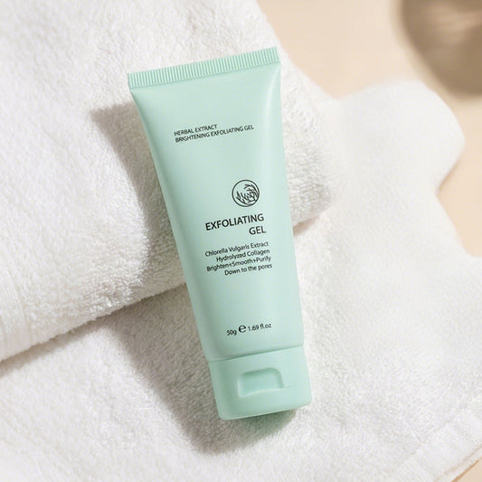 🔥Kräuter-Exfoliating Gel mit Chlorella & Kollagen – Aufhellendes Peeling für glatte, reine Haut