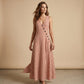 Gestreiftes Maxikleid mit V-Ausschnitt & Knopfdetail