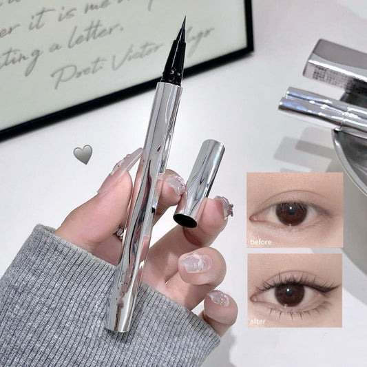 Wasserfester Flüssig-Eyeliner mit Präzisionsspitze für Anfänger