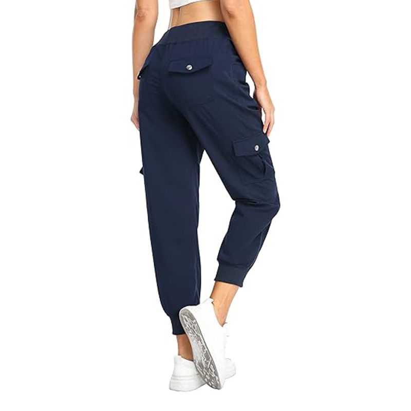 Leichte Sport-Cargohose mit Taschen
