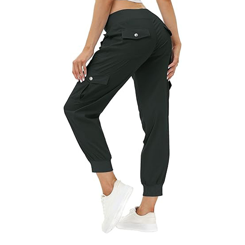 Leichte Sport-Cargohose mit Taschen