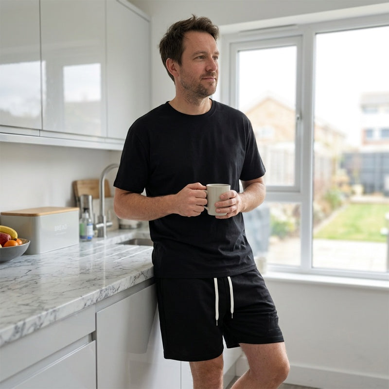 Herren 2-teiliges Freizeit-Set: T-Shirt und Shorts mit Kordelzug